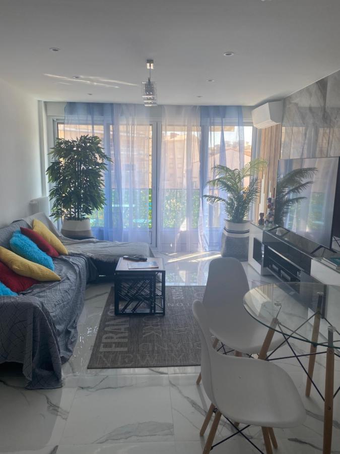Apartment Centre Maxime 100m Et Commerce A Pied *